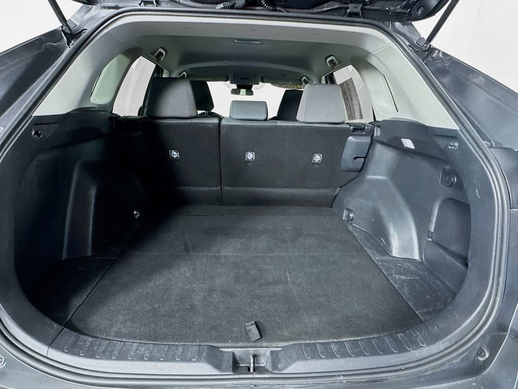 Used 2024 Toyota RAV4 XLE image 26