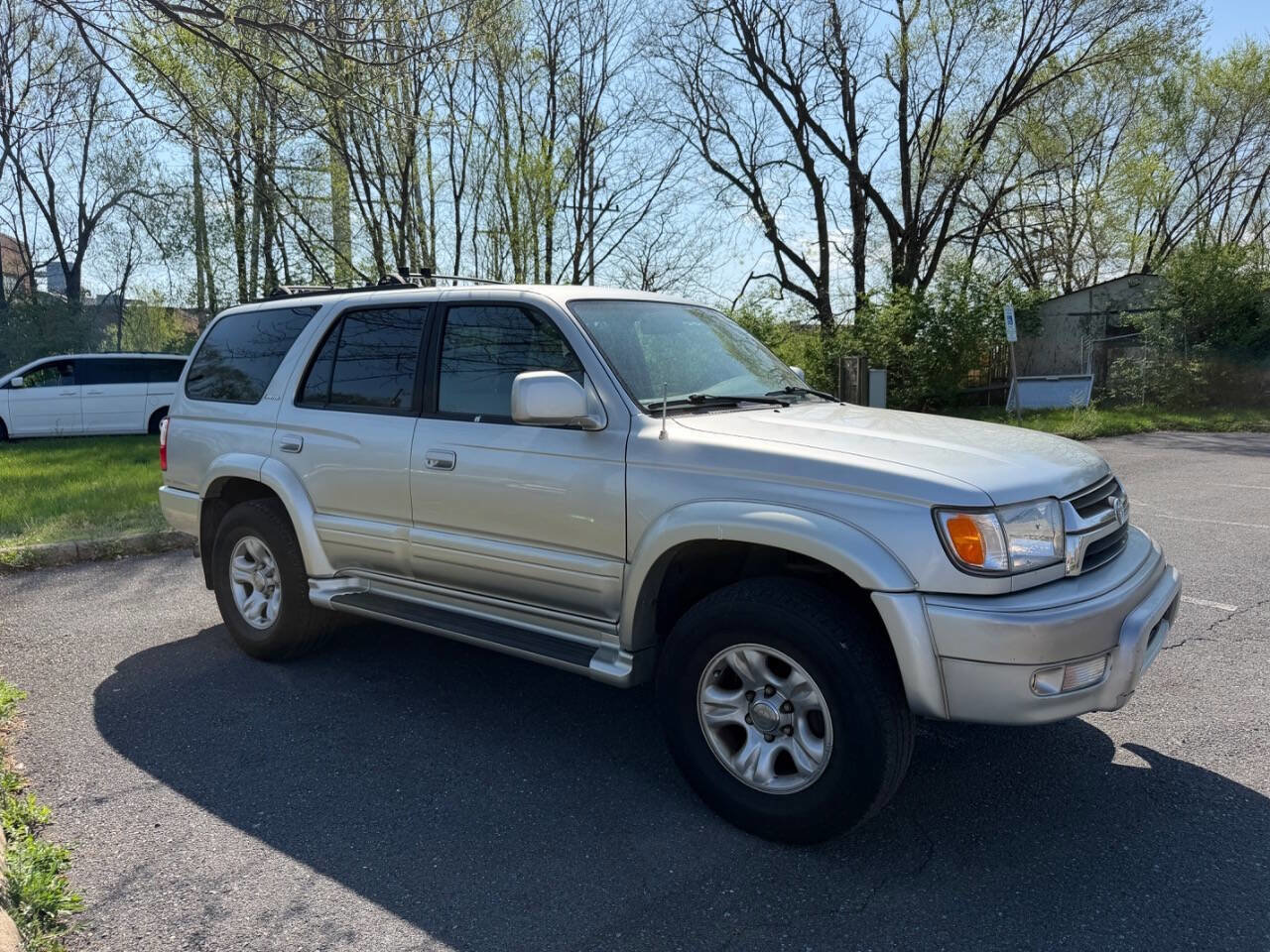 Used 2001 Toyota 4Runner Limited image 4