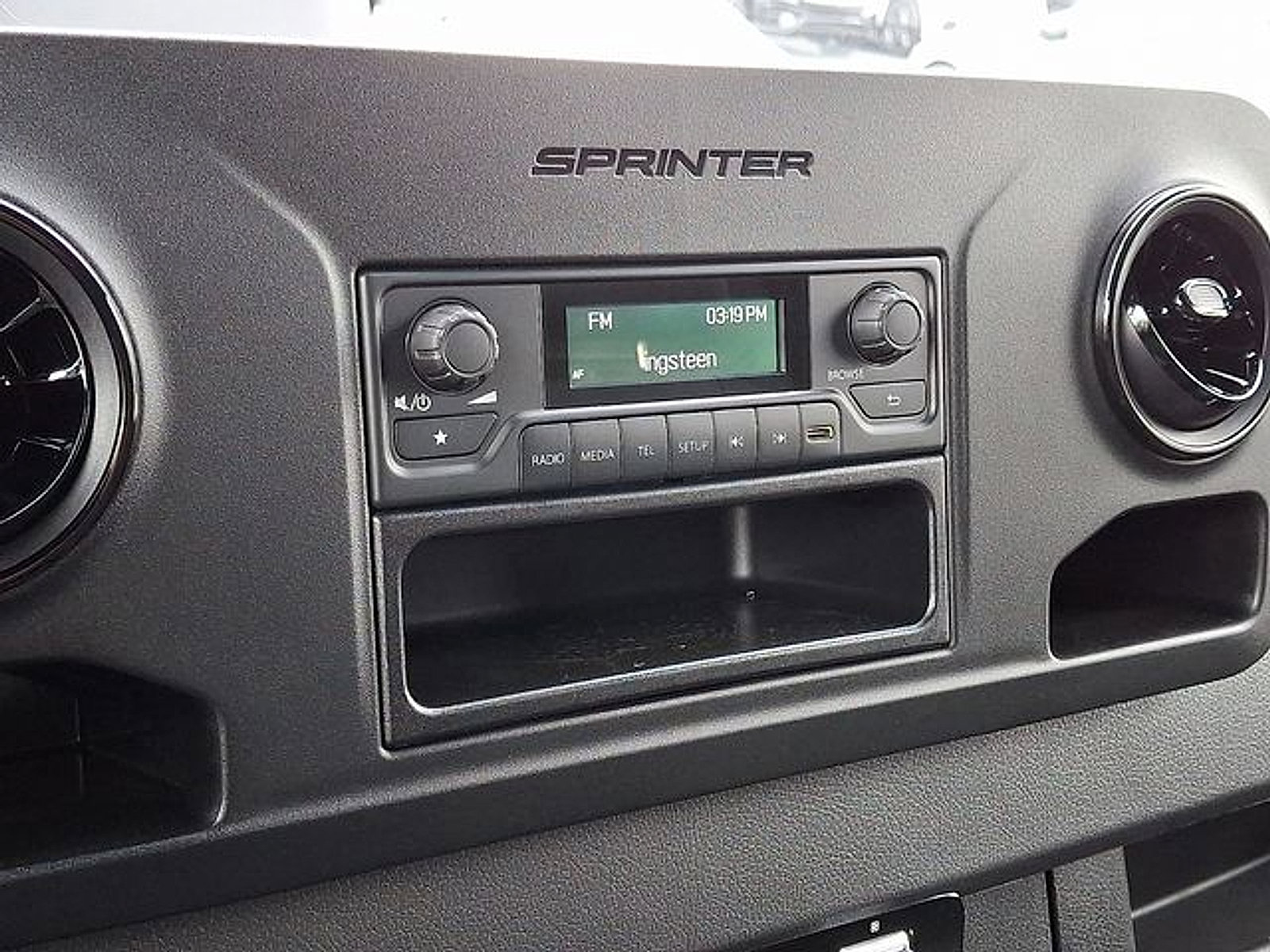 Used 2025 Mercedes-Benz Sprinter 2500 image 15