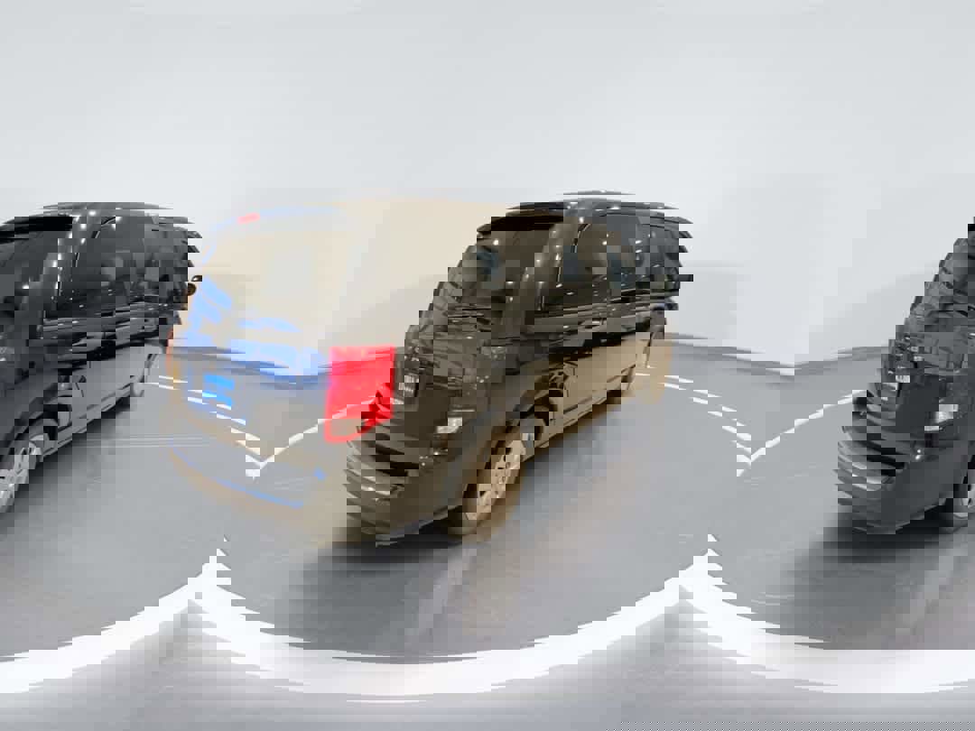 Used 2019 Dodge Grand Caravan SE image 8