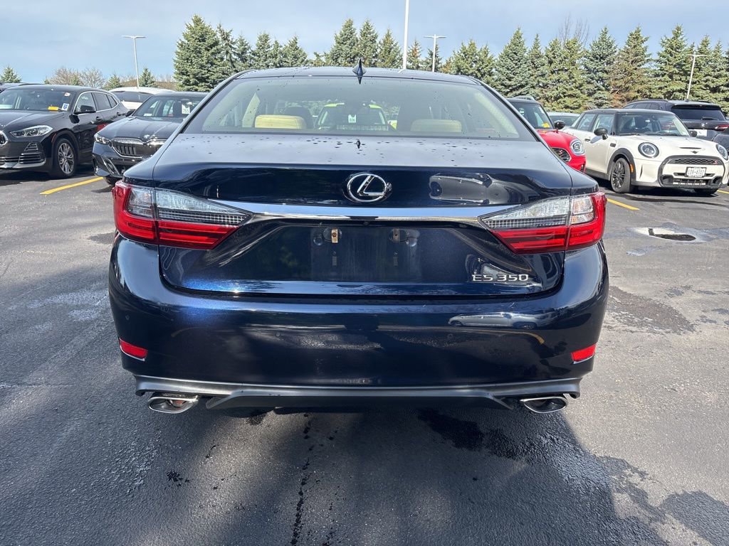 Used 2016 Lexus ES 350 w/ Luxury Package w/Wood Trim image 5
