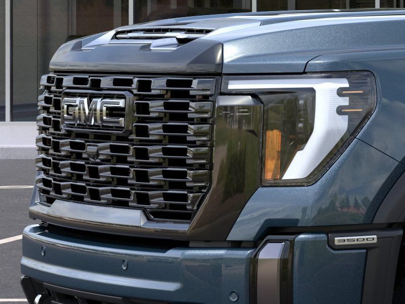 New 2026 GMC Sierra 3500 Denali Ultimate w/ LPO, Black Badging Package AWD/4WD image 13