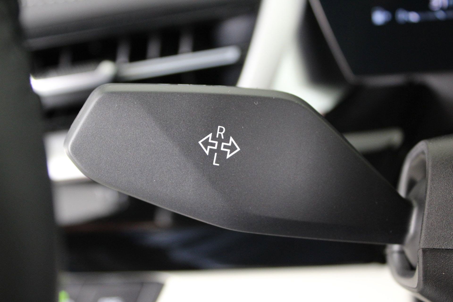 New 2026 BMW X1 xDrive28i w/ Technology Package image 29