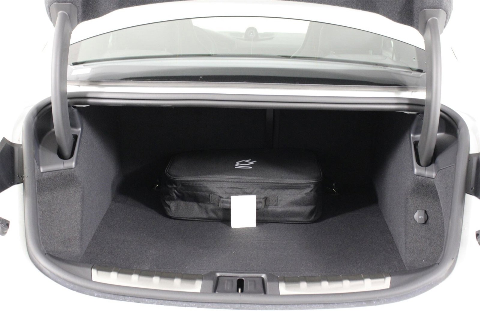 New 2026 Porsche Taycan image 19