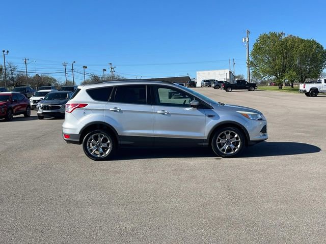 Used 2015 Ford Escape SE w/ Equipment Group 201A image 3