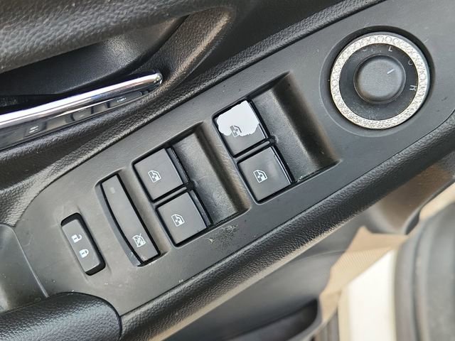 Used 2020 Chevrolet Trax LT w/ LT Convenience Package FWD image 21