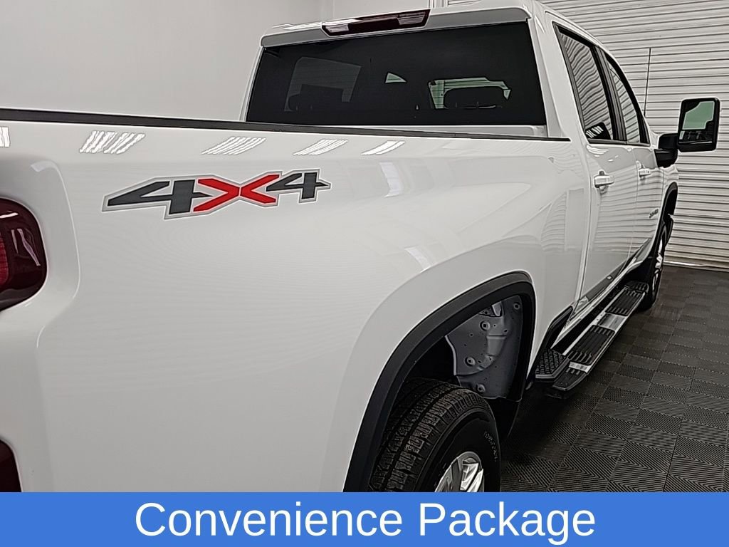 Used 2025 Chevrolet Silverado 2500 LT w/ Convenience Package image 11