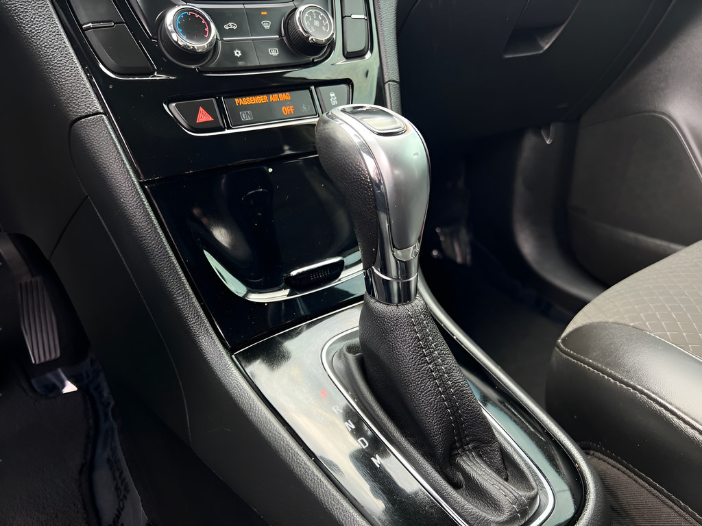 Used 2018 Buick Encore Preferred FWD image 47
