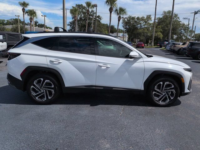 Certified 2026 Hyundai Tucson Limited FWD image 3