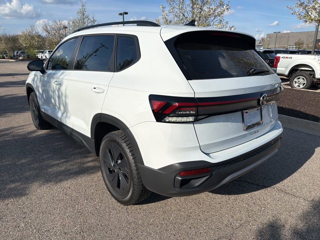 Used 2025 Volkswagen Taos S FWD image 3