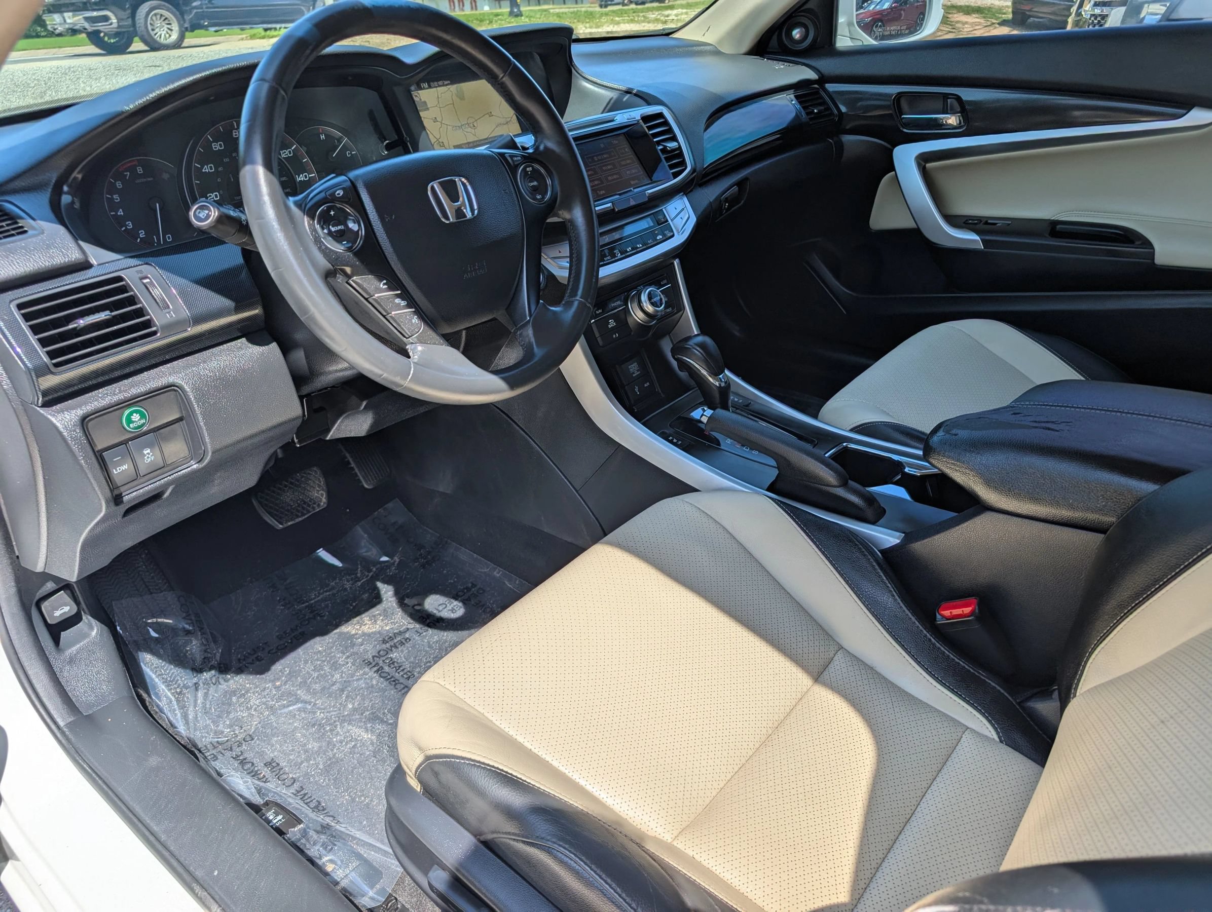 Used 2015 Honda Accord EX-L image 12