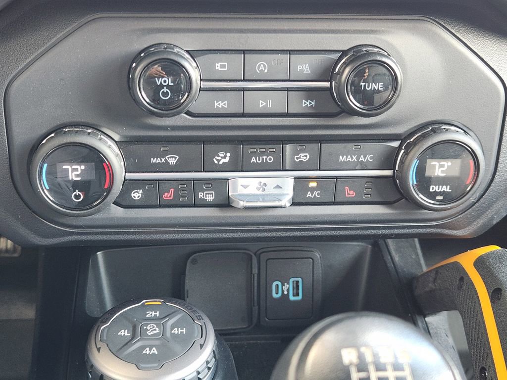 Used 2024 Ford Bronco Badlands AWD/4WD image 19