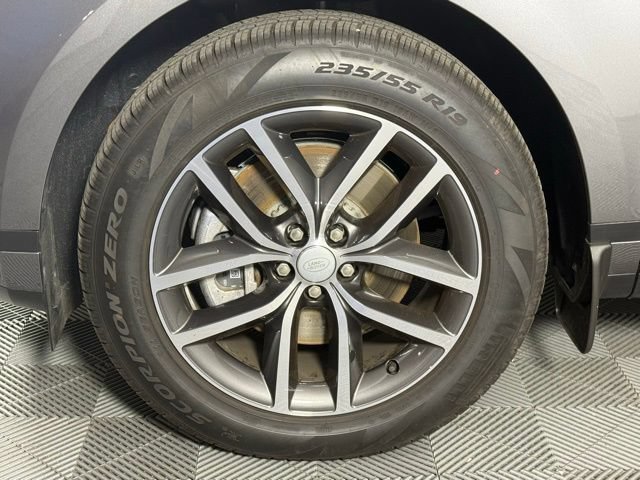 Used 2026 Land Rover Range Rover Evoque S AWD/4WD image 13