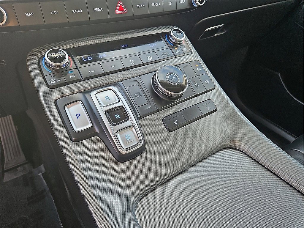 Used 2024 Hyundai Palisade SEL image 25