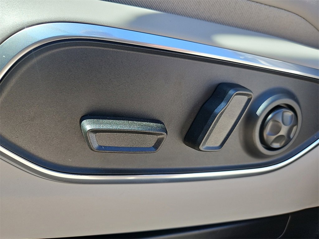 New 2025 Jeep Wagoneer Base image 14