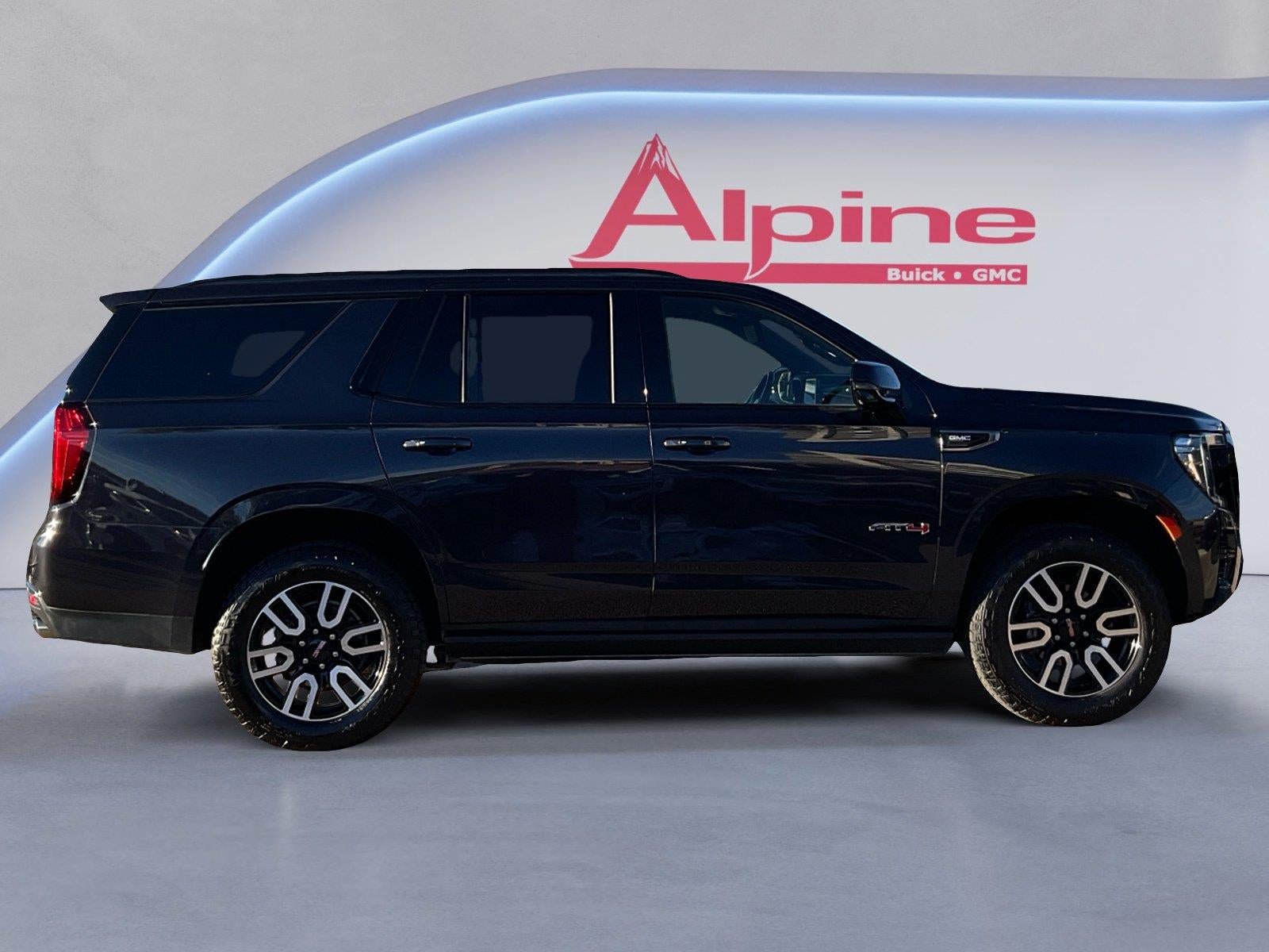 Certified 2024 GMC Yukon AT4 w/ AT4 Premium Package AWD/4WD image 6