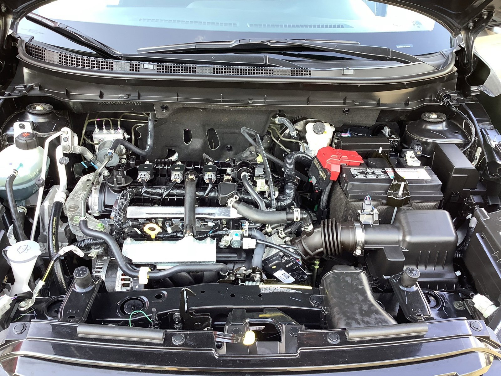 Used 2024 Nissan Kicks S image 17