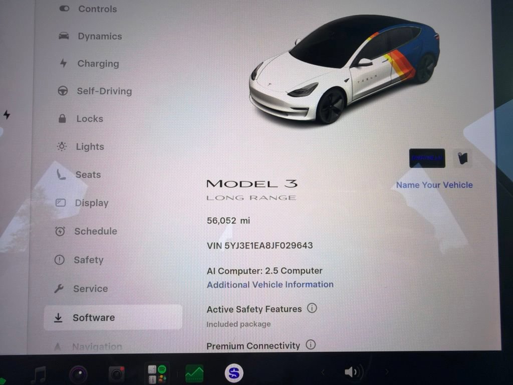 Used 2018 Tesla Model 3 Long Range RWD image 17