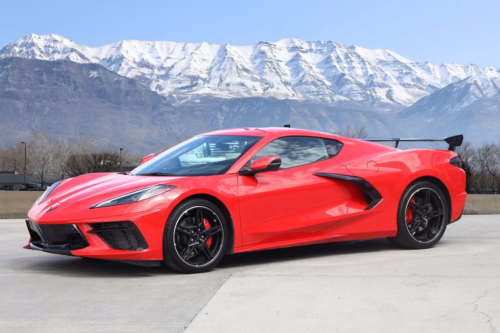 Used 2020 Chevrolet Corvette Stingray Preferred Cpe w/ 2LT Preferred Equipment Group RWD image 2