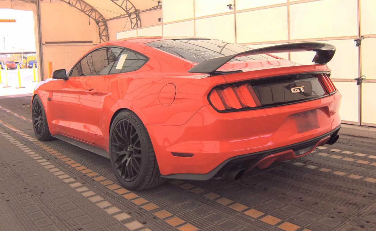 Used 2015 Ford Mustang GT w/ GT Performance Package RWD image 9