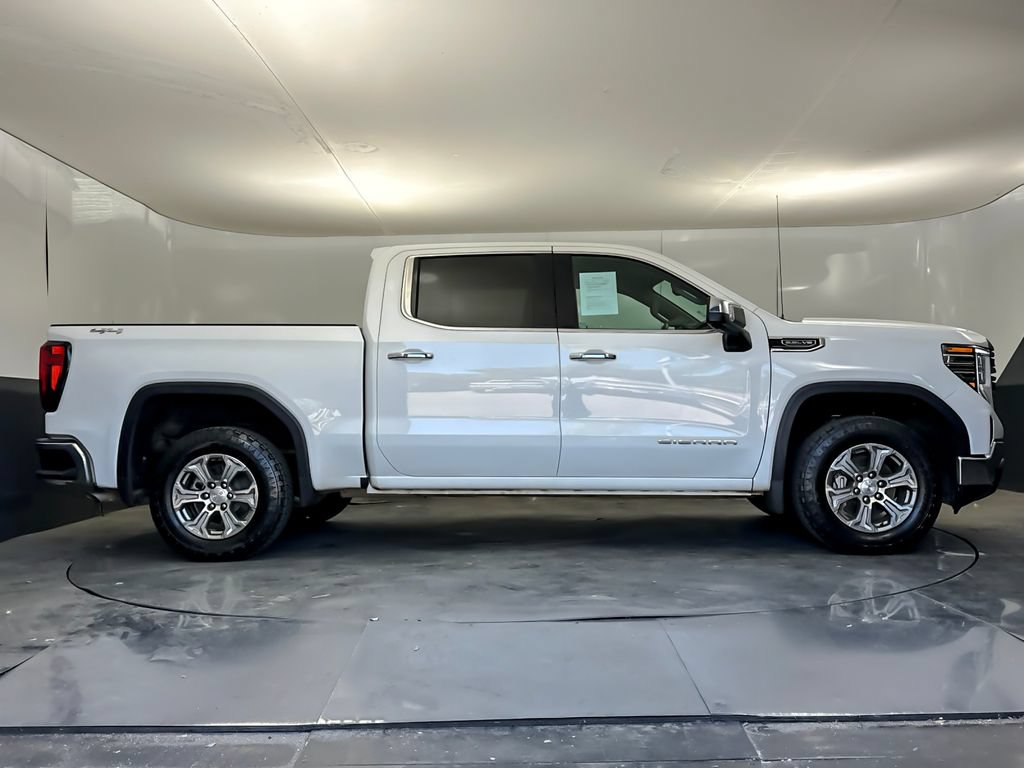 Used 2025 GMC Sierra 1500 SLT AWD/4WD image 2