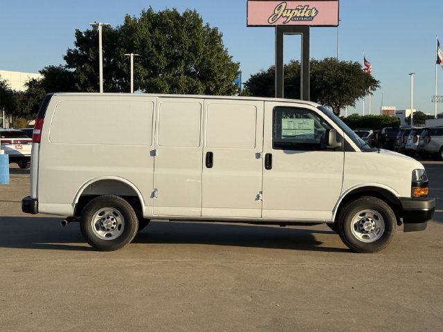 New 2027 Chevrolet Express 2500 w/ Driver Convenience Package RWD image 4