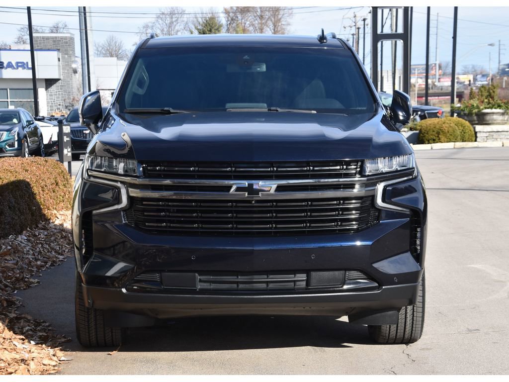 Used 2022 Chevrolet Suburban RST w/ Luxury Package image 9