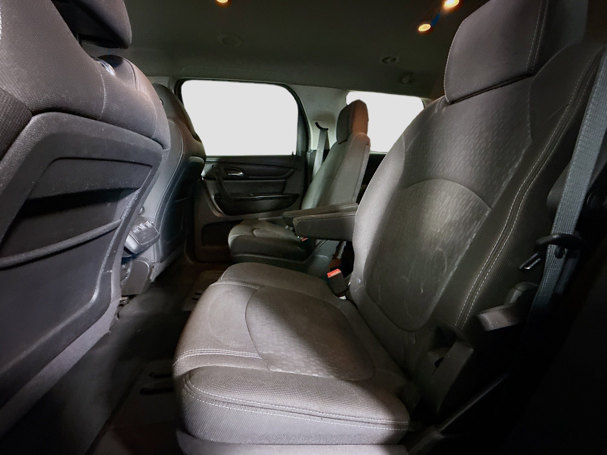 Used 2016 GMC Acadia SLE image 24