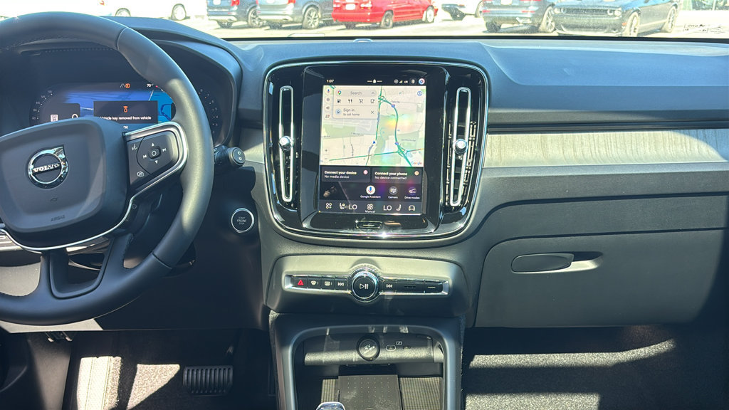 New 2026 Volvo XC40 B5 Plus w/ Protection Package Premier AWD/4WD image 6