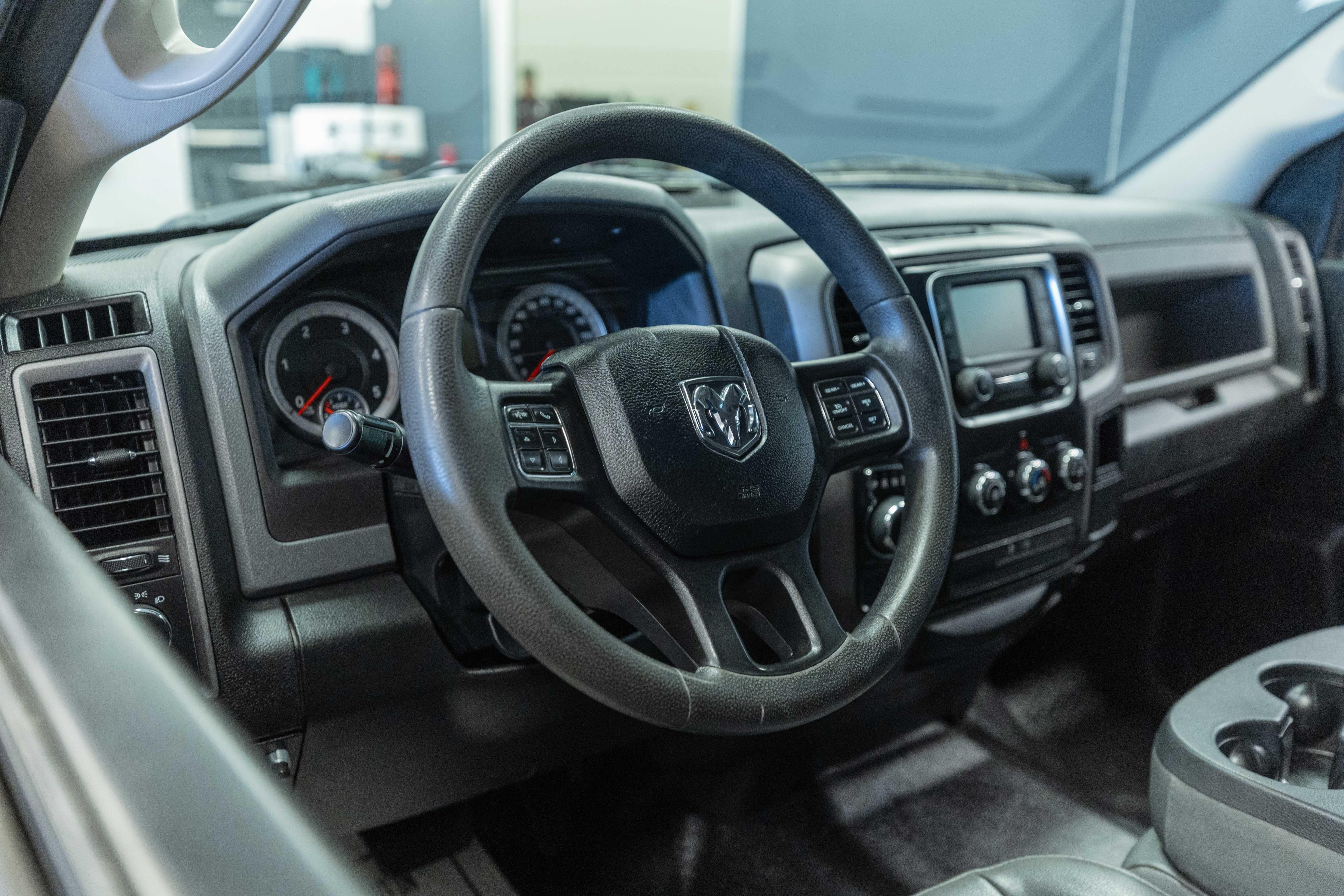 Used 2014 RAM 1500 Tradesman RWD image 10