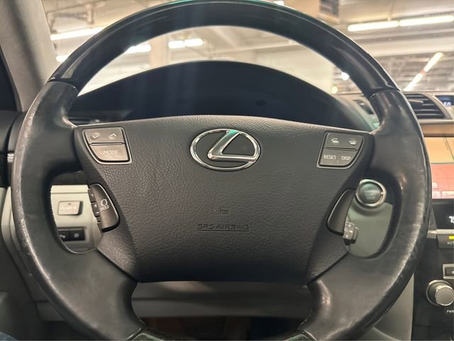 Used 2010 Lexus LS 460 L image 21