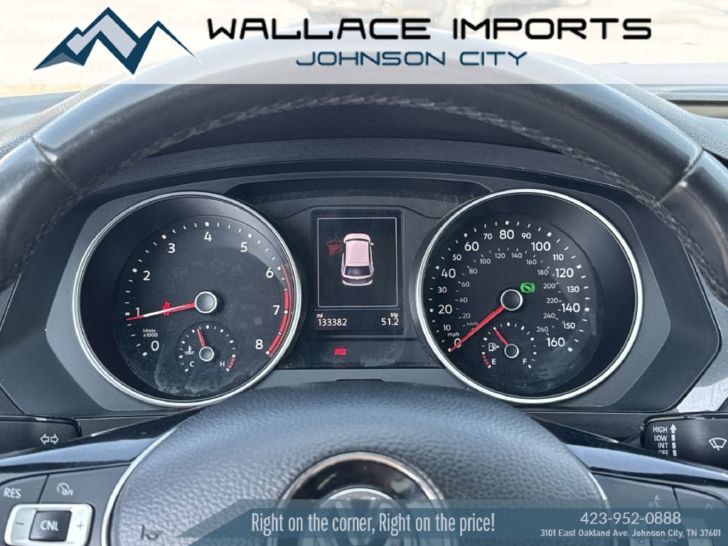 Used 2020 Volkswagen Tiguan SEL FWD image 32