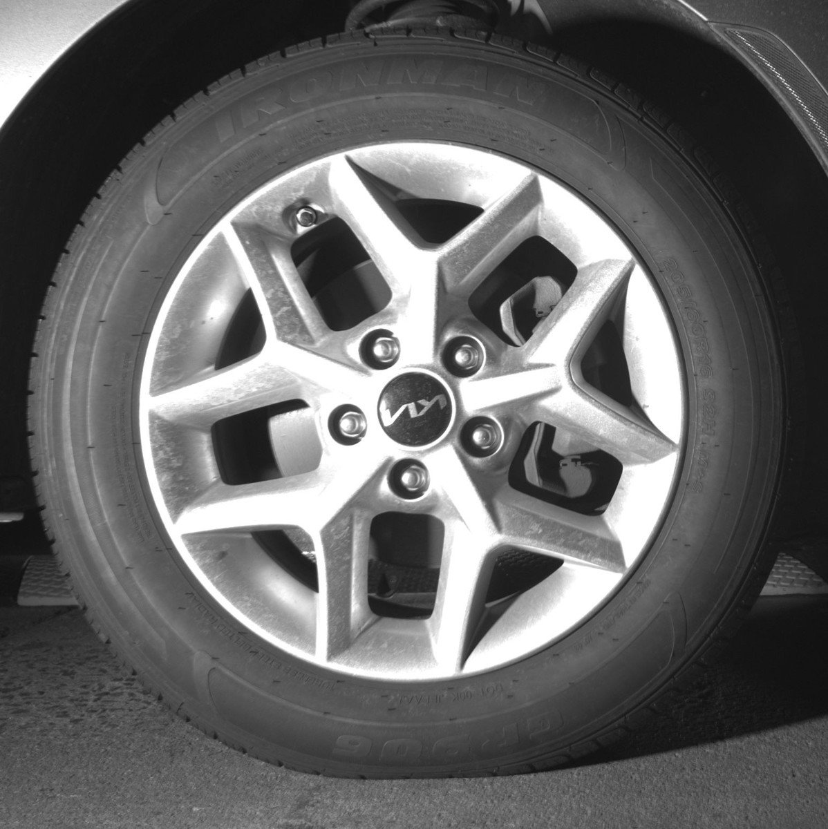 Used 2025 Kia Soul LX w/ LX Technology Package image 13