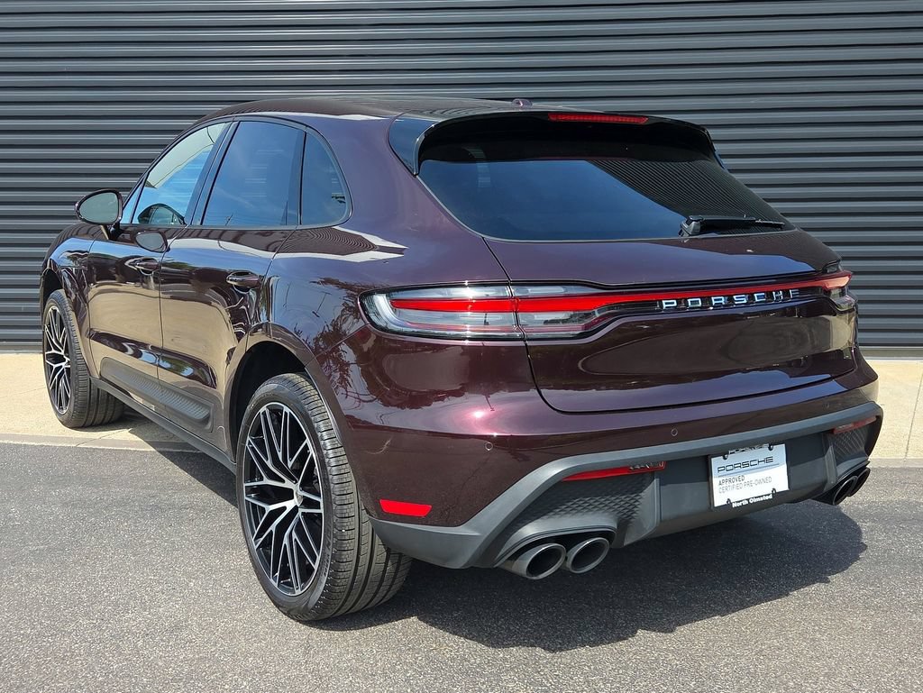 Certified 2026 Porsche Macan AWD/4WD image 3
