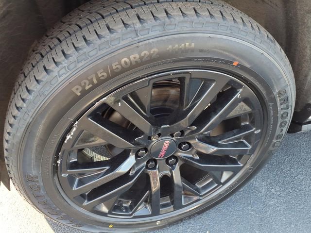 Used 2023 GMC Yukon XL Denali AWD/4WD image 8