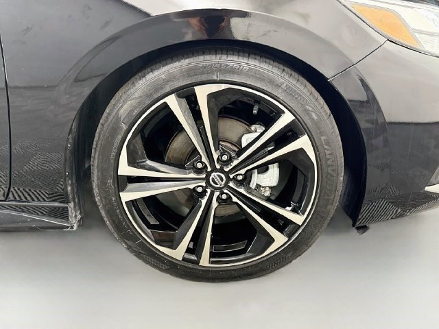 Used 2020 Nissan Sentra SR FWD image 31