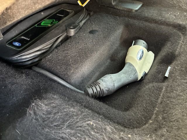 Used 2017 Ford C-MAX Energi SE w/ Equipment Group 402A image 22