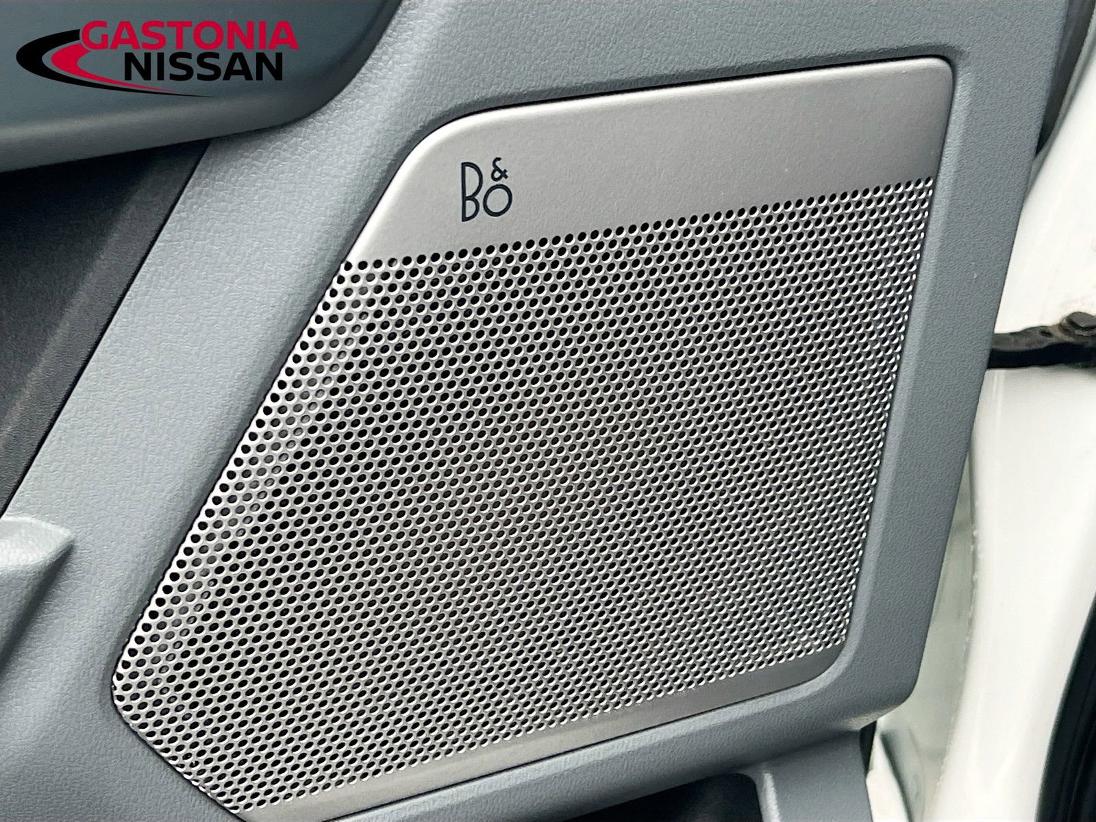 Used 2023 Ford F150 Lariat w/ Trailer Tow Package image 25