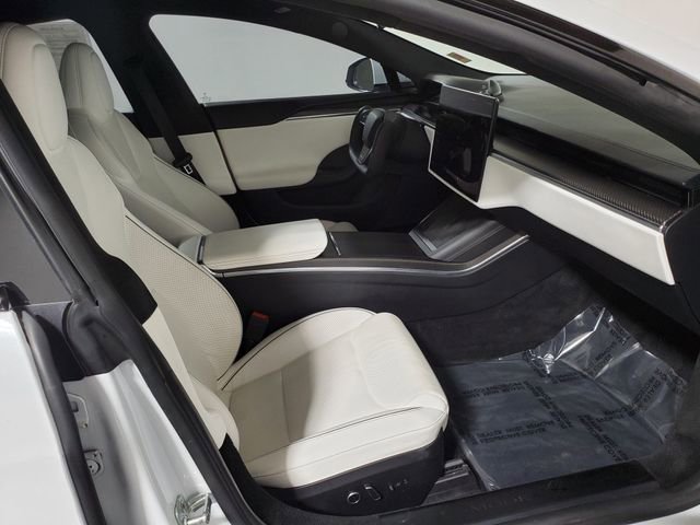 Used 2021 Tesla Model S Plaid image 9
