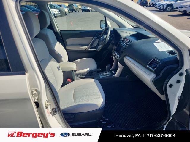 Used 2017 Subaru Forester 2.5i Premium w/ All-Weather Package image 12