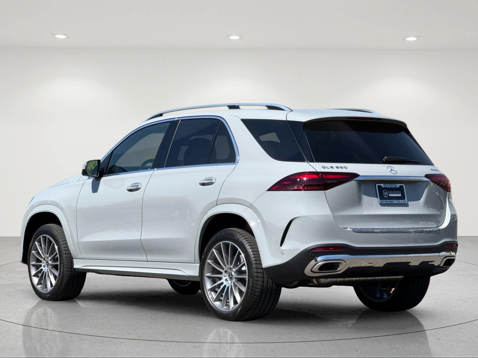 New 2026 Mercedes-Benz GLE 580 4MATIC image 3