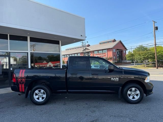 Used 2019 RAM 1500 Express AWD/4WD image 10