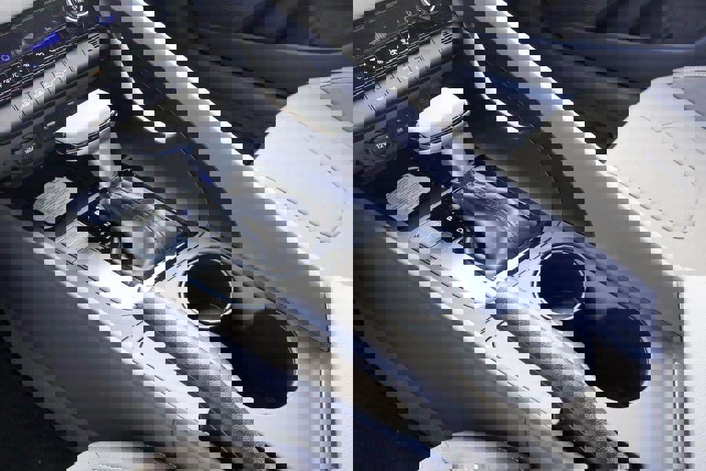 New 2026 Hyundai Elantra Sport image 19