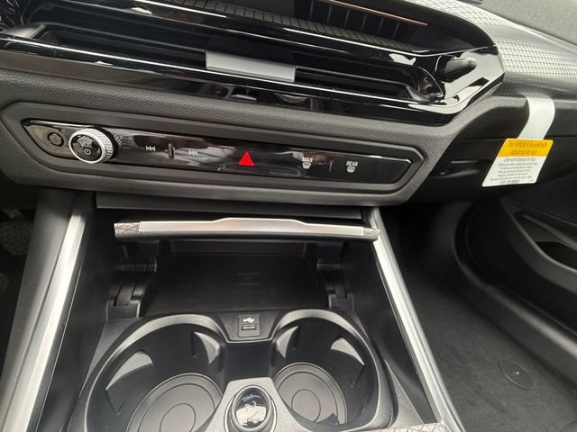 New 2026 BMW 330i xDrive Sedan w/ Convenience Package AWD/4WD image 30
