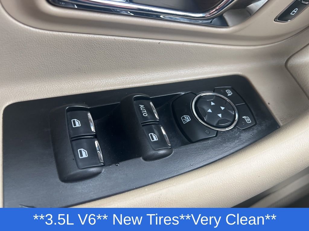 Used 2016 Ford Taurus SE FWD image 15