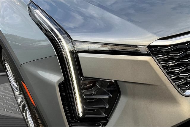 Certified 2024 Cadillac XT4 Premium Luxury w/ Technology Package FWD image 32