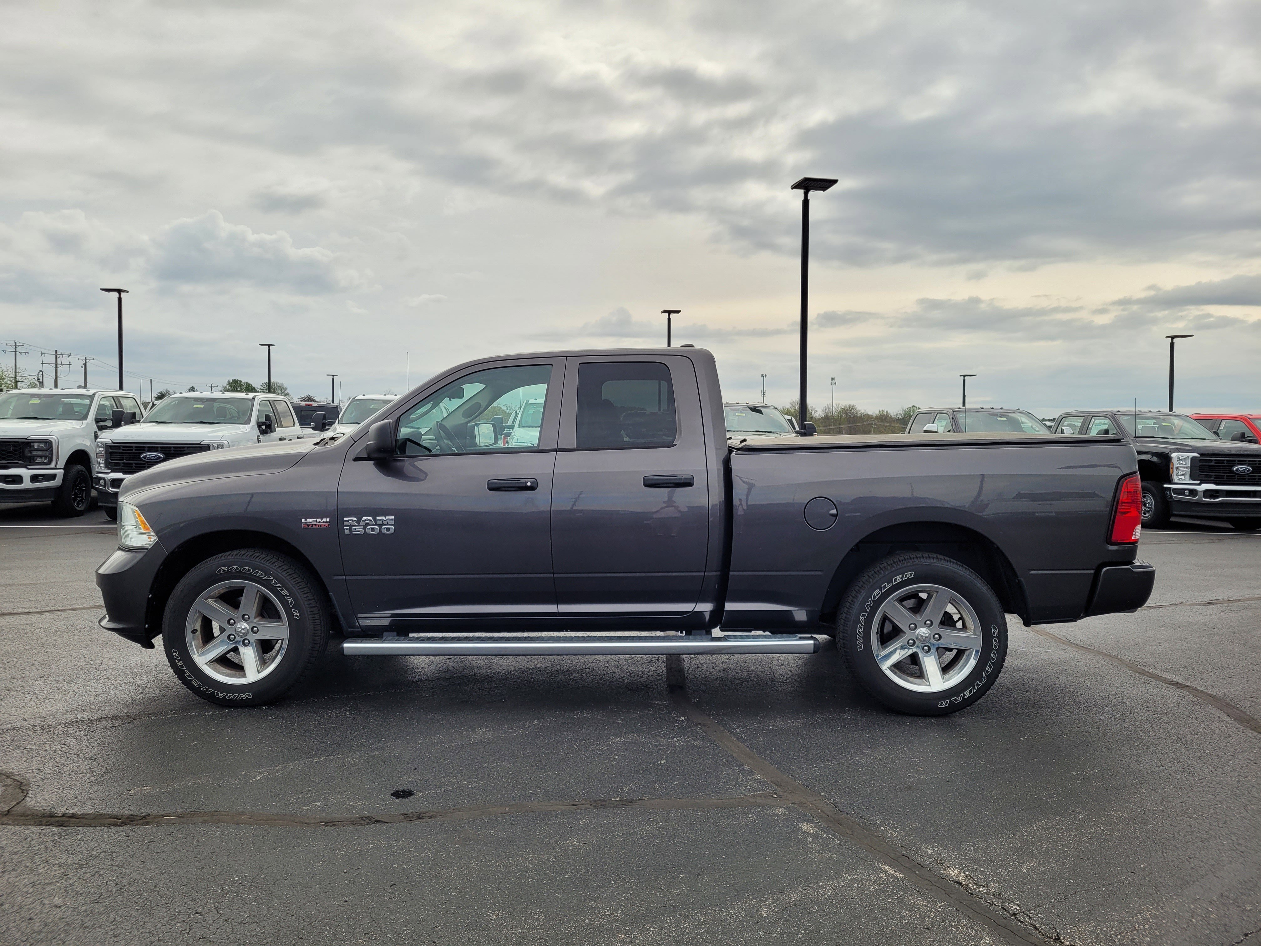 Used 2016 RAM 1500 Express image 7