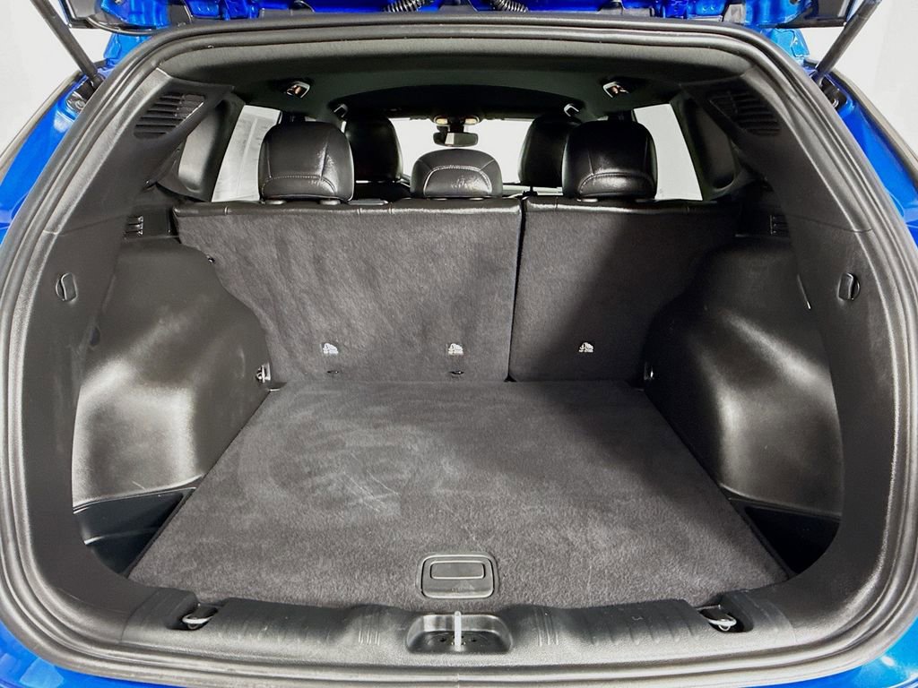 Used 2025 Jeep Compass Latitude w/ Altitude Special Edition image 30