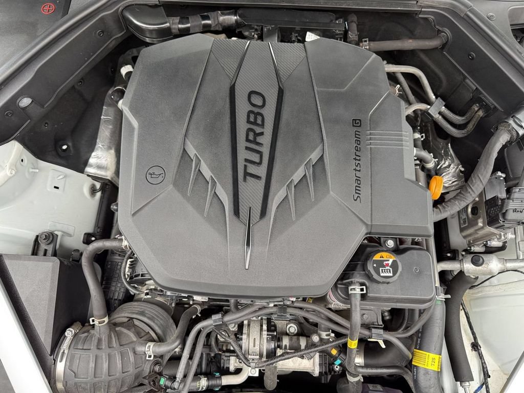 Used 2024 Genesis G70 2.5T AWD/4WD image 32