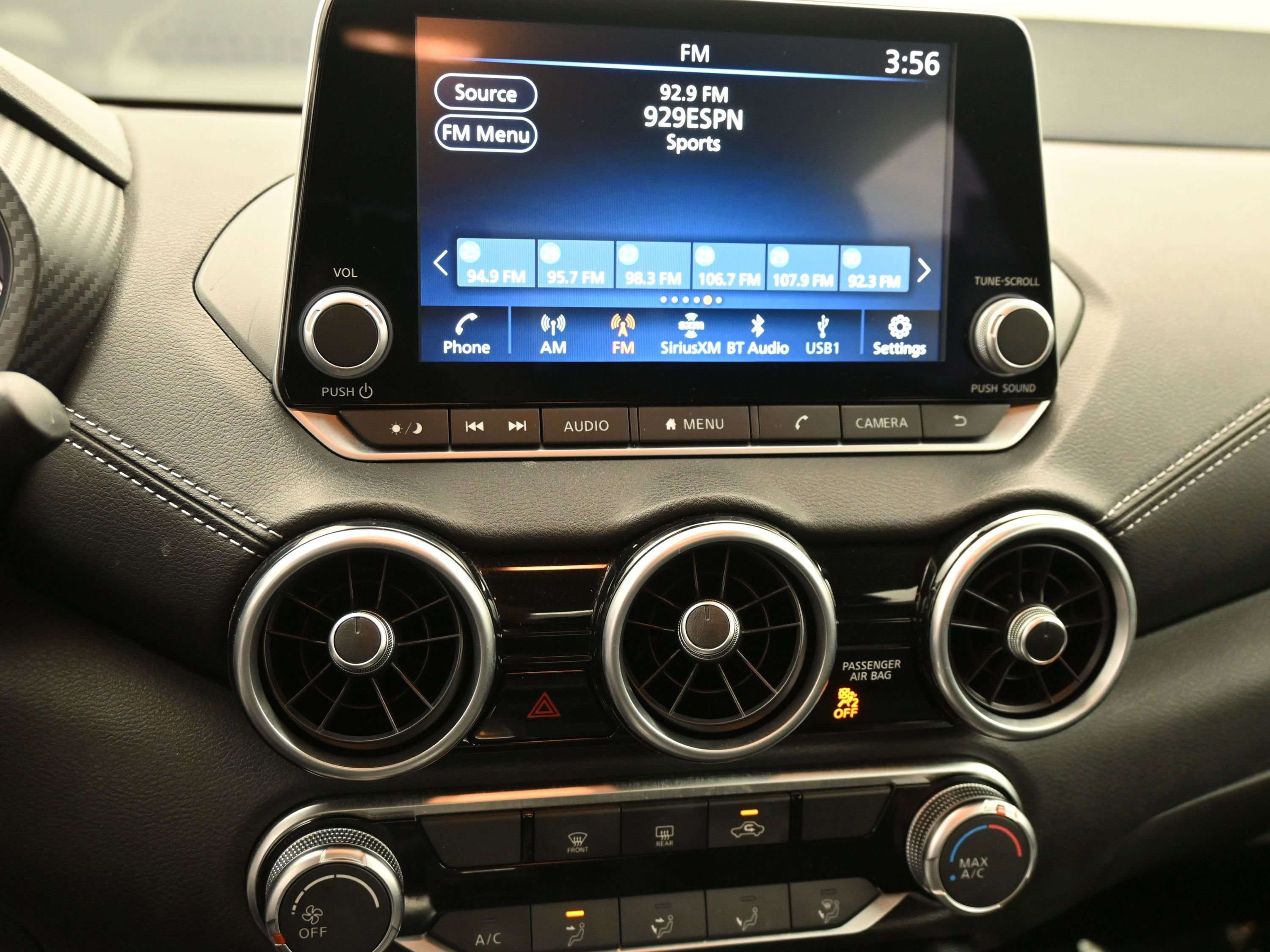 Used 2024 Nissan Sentra SV image 21